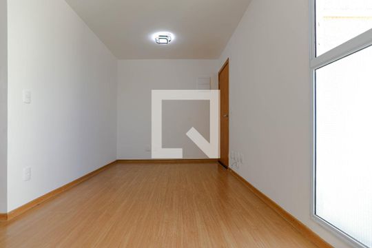 Apartamento para alugar com 2 quartos, 44m² em Vila Sao Paulo, Mogi das Cruzes