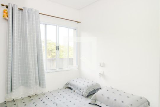 Quarto 1 de casa à venda com 2 quartos, 200m² em Jardim Palmira, Guarulhos