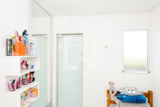 Quarto 2 - Suíte de casa à venda com 2 quartos, 200m² em Jardim Palmira, Guarulhos