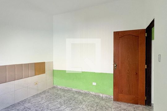 Closet do quarto 1 de casa para alugar com 1 quarto, 95m² em Vila Nossa Senhora do Retiro, São Paulo