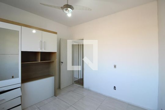 Quarto 1 de apartamento para alugar com 2 quartos, 69m² em Taquara, Rio de Janeiro
