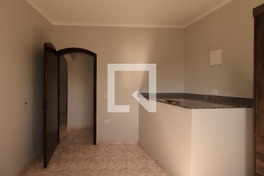 Quarto 2 de casa à venda com 2 quartos, 60m² em Jardim Marek, Santo André