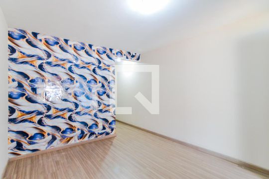 Casa à venda com 2 quartos, 107m² em Jardim Cocaia, Guarulhos