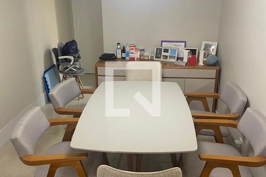 Sala de apartamento à venda com 3 quartos, 63m² em Vila Sao Pedro, Santo André