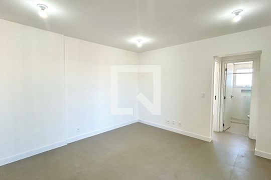 Sala de apartamento para alugar com 2 quartos, 62m² em Picanço, Guarulhos