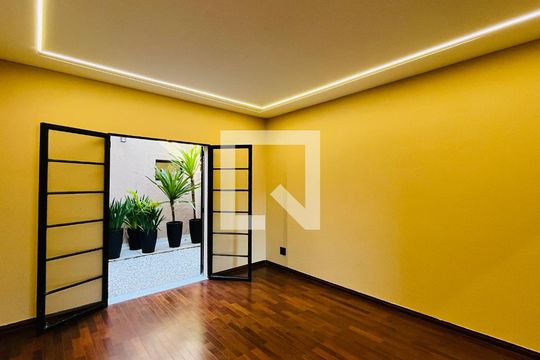 Casa à venda com 3 quartos, 295m² em Jardim das Paineiras, Campinas
