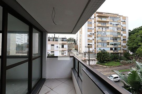Sacada da Sala de apartamento à venda com 3 quartos, 123m² em Petrópolis, Porto Alegre