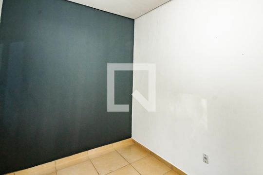 Quarto 1 de casa para alugar com 2 quartos, 60m² em Conjunto California, Belo Horizonte