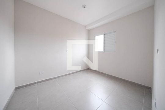Quarto 2 de apartamento para alugar com 2 quartos, 45m² em Vila Nhocuné, São Paulo