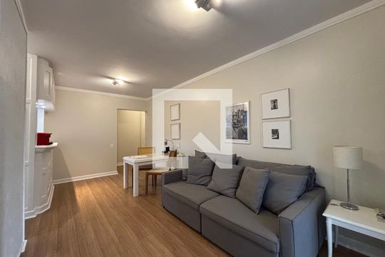 Sala/Cozinha de apartamento para alugar com 1 quarto, 43m² em Itaim Bibi, São Paulo