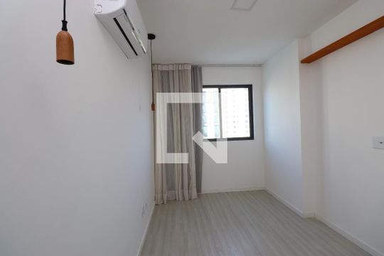 Quarto 2 de apartamento para alugar com 2 quartos, 58m² em Brotas, Salvador