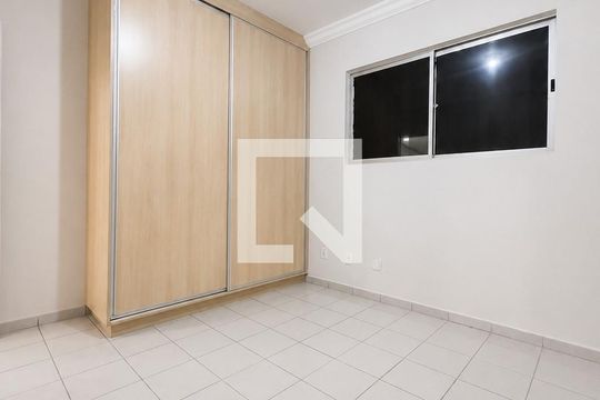 Quarto de apartamento para alugar com 2 quartos, 75m² em Setor Bela Vista, Goiânia