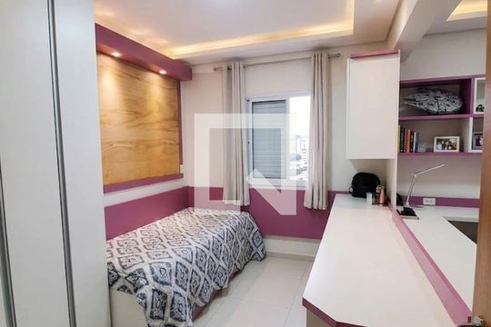 Quarto de apartamento à venda com 3 quartos, 123m² em Vila Bocaina, Mauá