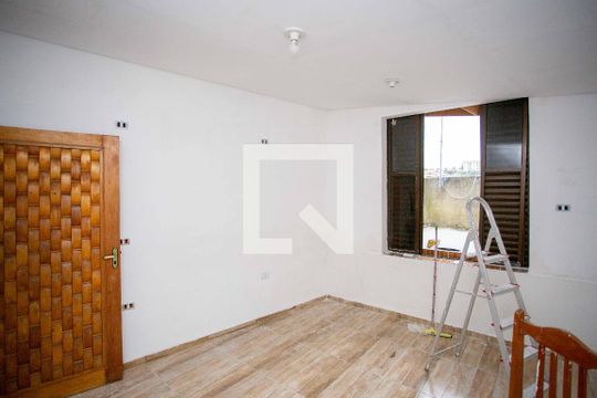 Quarto de casa para alugar com 1 quarto, 130m² em Serraria, Diadema