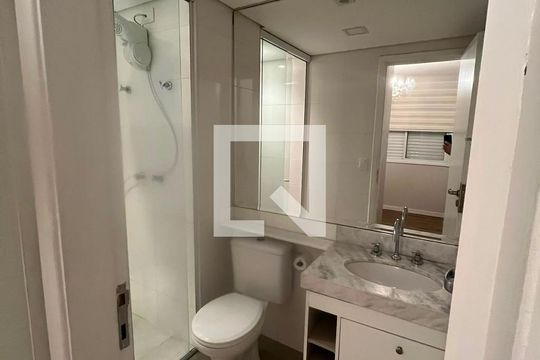 Banheiro de apartamento para alugar com 2 quartos, 60m² em Vila Dom Pedro II, São Paulo