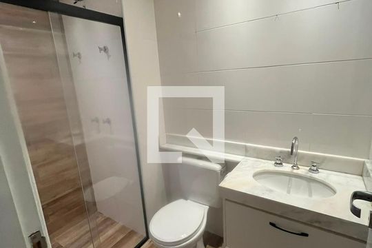 Banheiro de apartamento para alugar com 2 quartos, 60m² em Vila Dom Pedro II, São Paulo