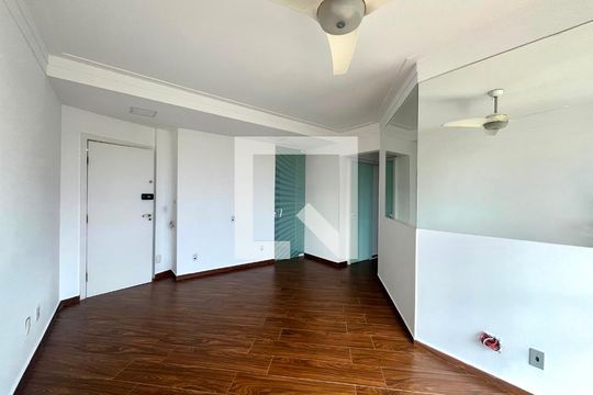 Sala de apartamento para alugar com 2 quartos, 88m² em Cidade Jardim, Campinas
