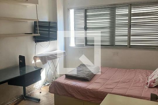 Quarto de apartamento à venda com 3 quartos, 132m² em Jardim Paulista, São Paulo