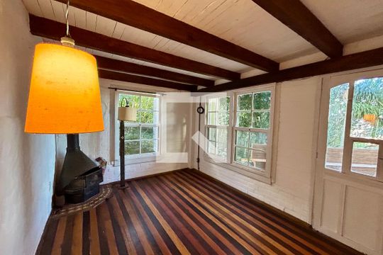 Sala de casa para alugar com 5 quartos, 110m² em Vargem Grande, Florianópolis