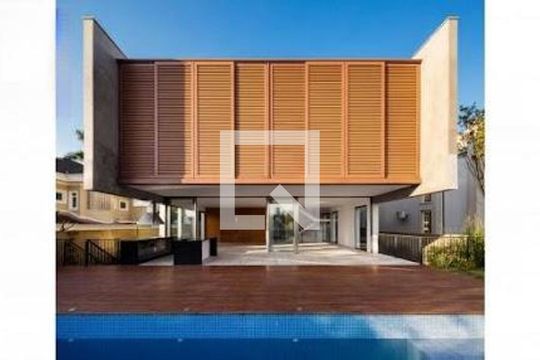 Casa à venda com 5 quartos, 646m² em Alphaville Residencial Um, Barueri