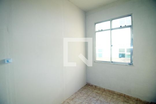 Quarto 1 de casa para alugar com 2 quartos, 60m² em Penha, Rio de Janeiro