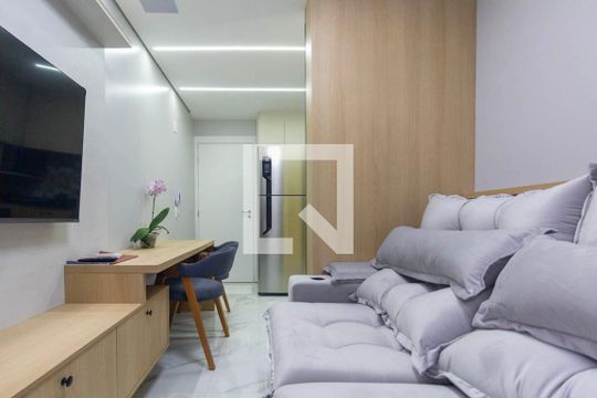 Apartamento para alugar com 2 quartos, 40m² em Vila Guilhermina, São Paulo