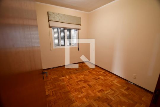 Quarto 2 de apartamento para alugar com 2 quartos, 80m² em Cambuí, Campinas