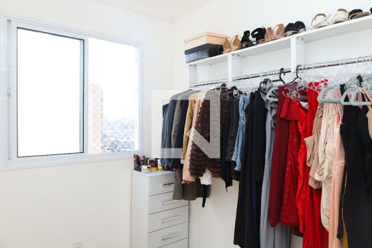 Quarto 2 de apartamento para alugar com 2 quartos, 32m² em Jardim Soares, São Paulo