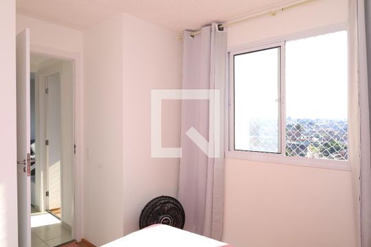 Quarto 1 de apartamento para alugar com 2 quartos, 32m² em Jardim Soares, São Paulo