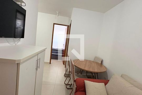 Sala de apartamento para alugar com 1 quarto, 25m² em Vila Constança, São Paulo