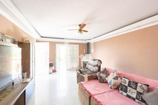 Casa para alugar com 6 quartos, 115m² em Rio Branco, Canoas
