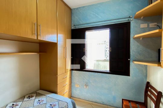 Quarto 1 de casa à venda com 3 quartos, 155m² em Jardim Triana, São Paulo
