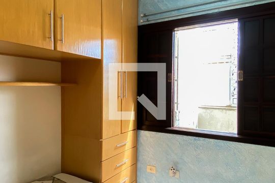 Quarto 1 de casa à venda com 3 quartos, 155m² em Jardim Triana, São Paulo
