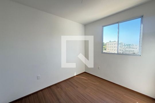 Quarto 2 de apartamento para alugar com 2 quartos, 45m² em Praia, Contagem