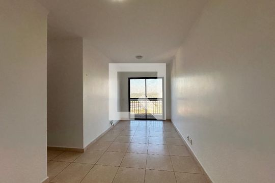 Sala de apartamento para alugar com 2 quartos, 59m² em Jardim Belval, Barueri