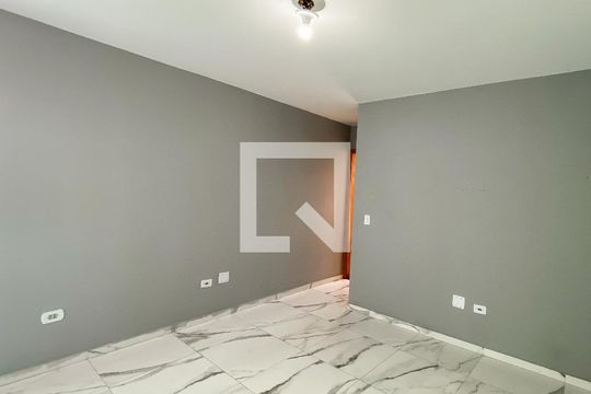 Sala /cozinha de apartamento para alugar com 2 quartos, 45m² em Jardim Maringa, São Paulo
