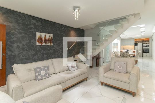 Casa à venda com 4 quartos, 125m² em Jardim Sonia Maria, São Paulo