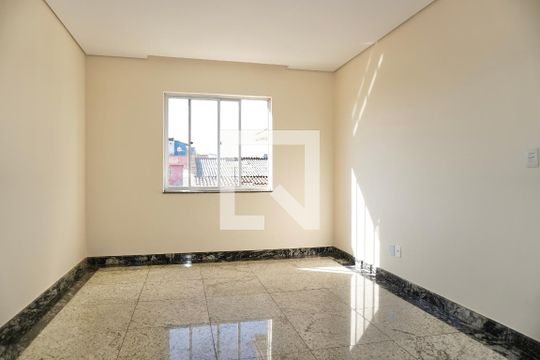 Sala 1 de casa para alugar com 5 quartos, 240m² em Vila Oeste, Belo Horizonte