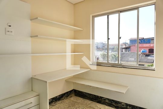 Quarto 1 de casa para alugar com 5 quartos, 240m² em Vila Oeste, Belo Horizonte