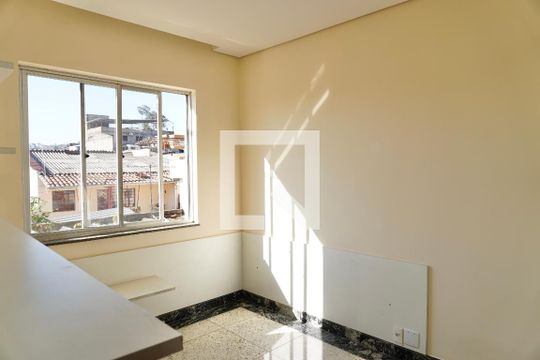Quarto 1 de casa para alugar com 5 quartos, 240m² em Vila Oeste, Belo Horizonte