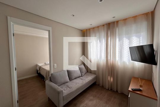 Sala  de apartamento para alugar com 2 quartos, 34m² em Jardim Caravelas, São Paulo