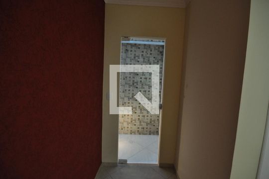 Sala de casa para alugar com 3 quartos, 90m² em Jardim Brasil, São Paulo