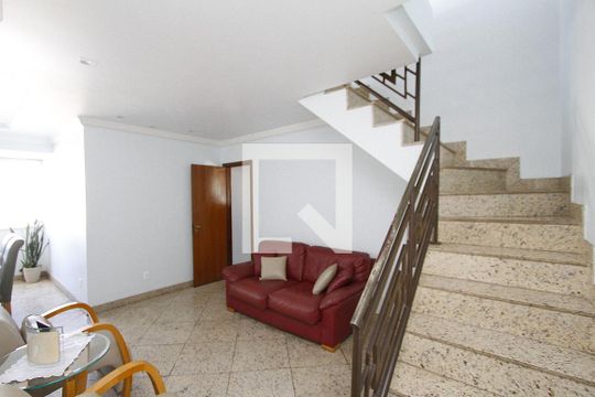 Sala de apartamento à venda com 4 quartos, 175m² em Padre Eustáquio, Belo Horizonte