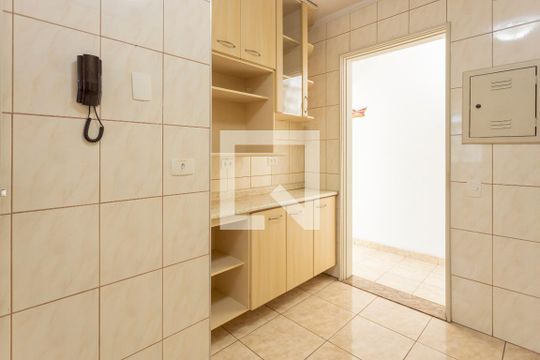 Cozinha de apartamento para alugar com 2 quartos, 51m² em Socorro, São Paulo