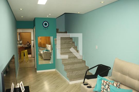 Casa à venda com 2 quartos, 74m² em Vila Cunha Bueno, São Paulo