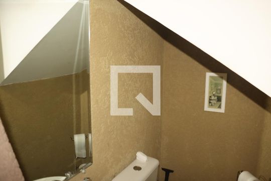 Casa à venda com 2 quartos, 74m² em Vila Cunha Bueno, São Paulo