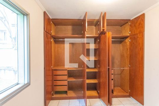 Quarto 1 de apartamento à venda com 2 quartos, 58m² em Jardim dos Oliveiras, Campinas