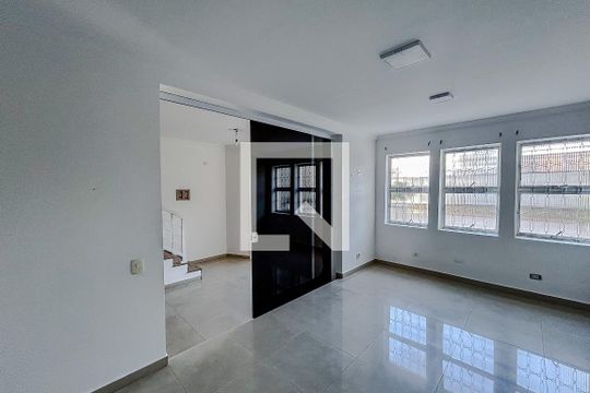 Sala de casa à venda com 5 quartos, 300m² em Vila Carrão, São Paulo