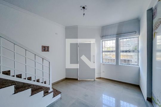 Sala de casa à venda com 5 quartos, 300m² em Vila Carrão, São Paulo