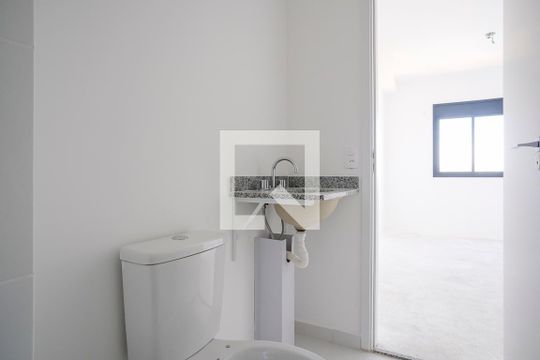 Banheiro da suíte de apartamento à venda com 3 quartos, 82m² em Vila Caminho do Mar, São Bernardo do Campo